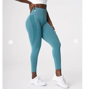 NVGTN Seamless Leggings Teal‎ Size Small